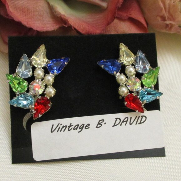Vintage B DAVID Crystal Rhinestone Pearl Clip Earrings ~ Designer Earrings - Picture 2 of 11